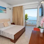 Visad Hotel 4*